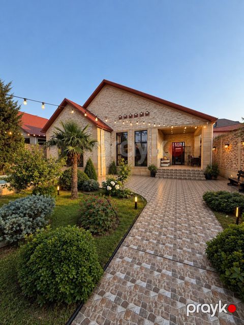 Satılır 4 otaqlı həyət evi/bağ evi 180 m² — Bakı