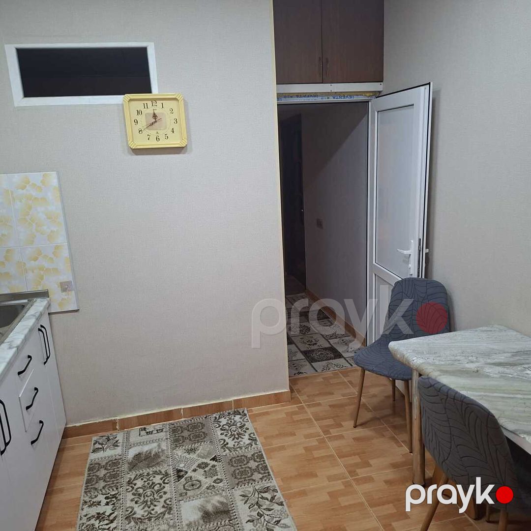 Satılır 4 otaqlı köhnə tikili 85 m² — Mənzil, Bakı (11)