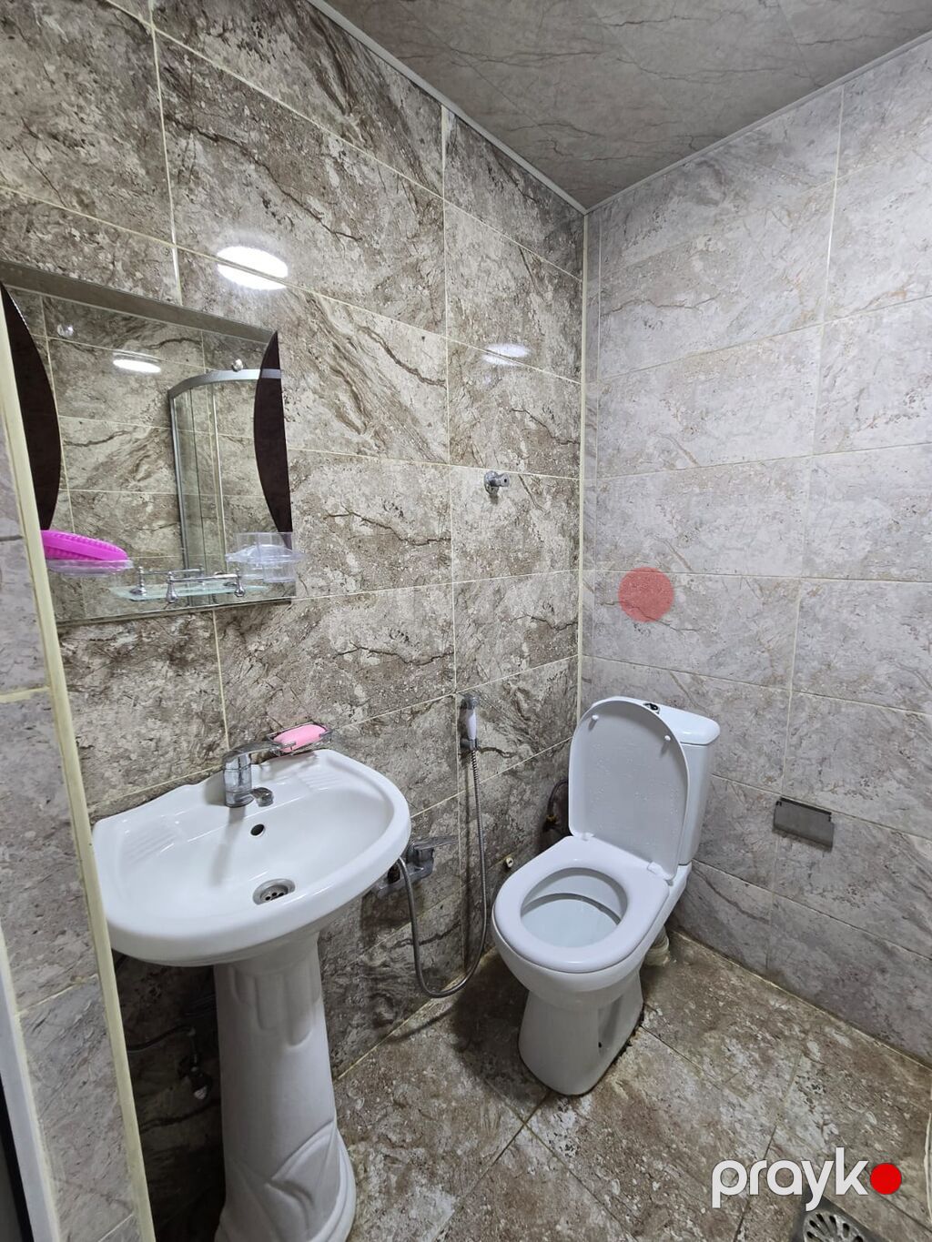 Salam ev uzunmüddətli verilir. Qara Qarayev metrosunun duz çıxışında — Mənzil, Bakı (9)