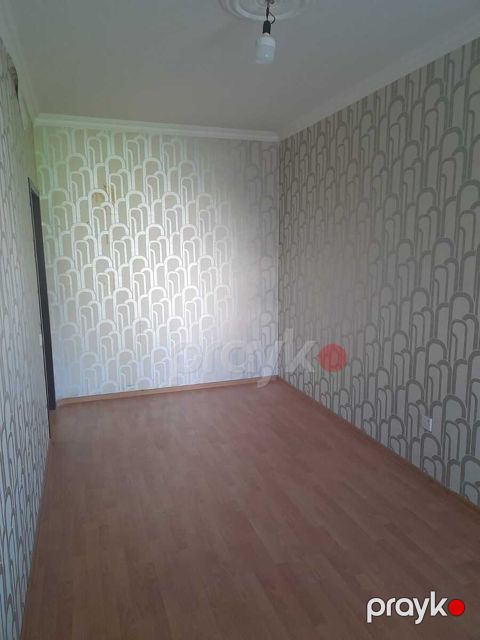 İcarəyə verilir 2 otaqlı köhnə tikili 50 m² — Bakı
