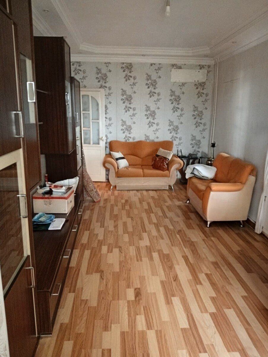 Satılır 2 otaqlı köhnə tikili 55 m² — Mənzil, Bakı (2)