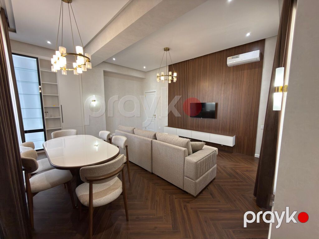 Nəsimi rayonunda yerləşən prestijli Grand Plaza yaşayış kompleksində — Mənzil, Bakı (2)