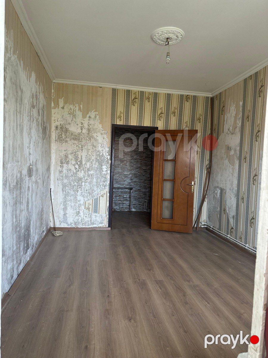 Satılır 2 otaqlı köhnə tikili 65 m² — Mənzil, Bakı (5)