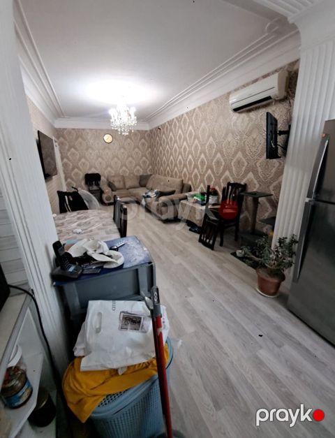 Satılır 2 otaqlı köhnə tikili 45 m² — Bakı