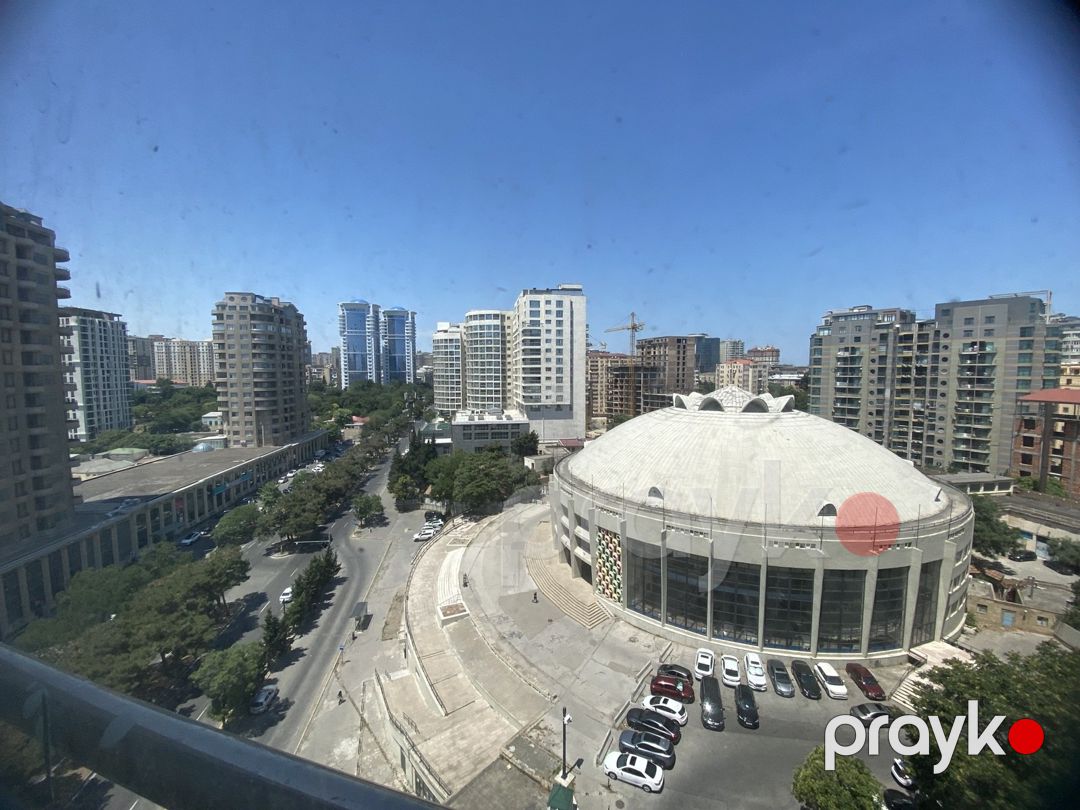 Satılır 4 otaqlı yeni tikili 200 m² — Mənzil, Bakı (10)