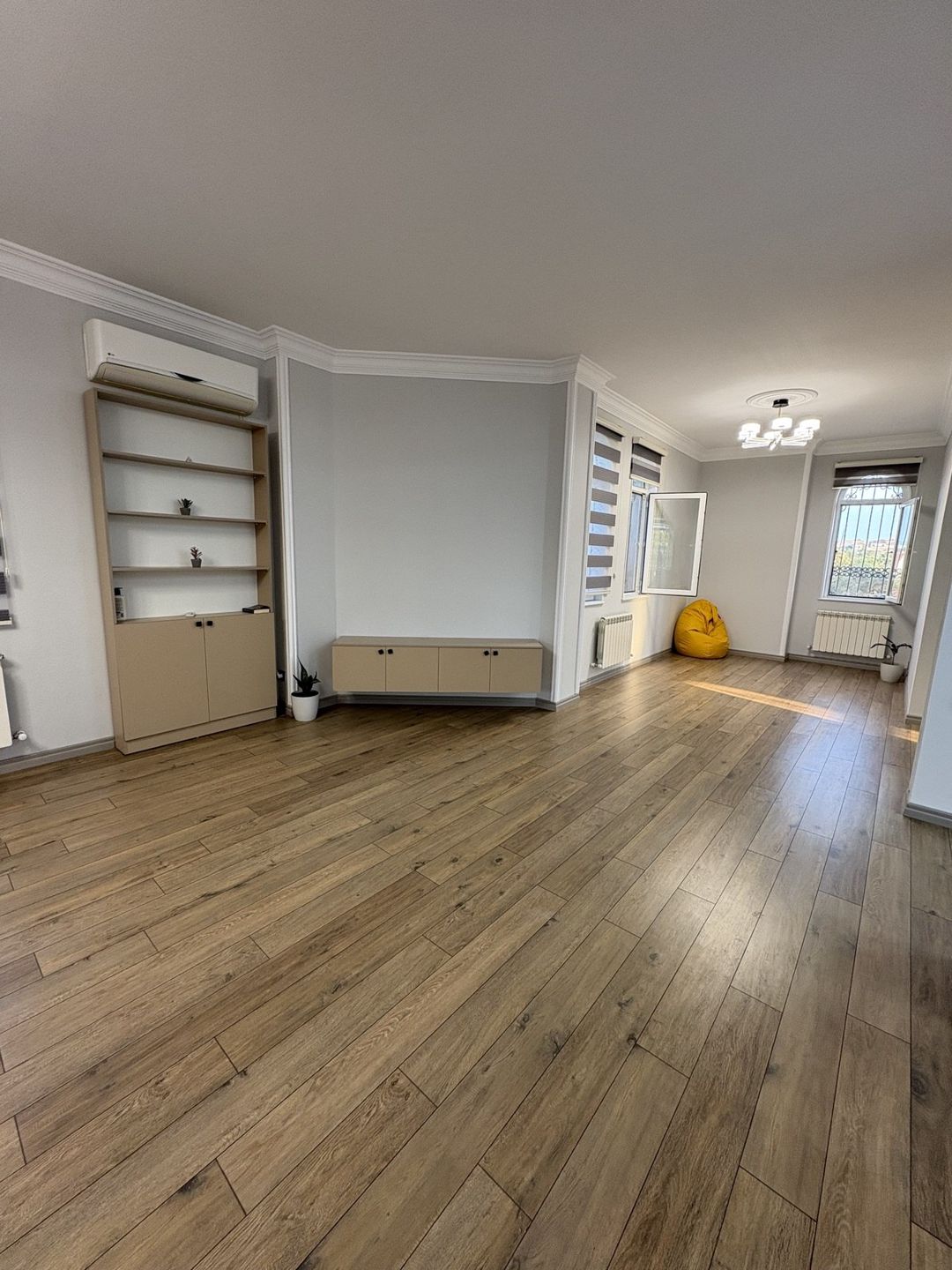 Satılır 6 otaqlı həyət evi/bağ evi 250 m² — Ev, villa, Bakı (12)