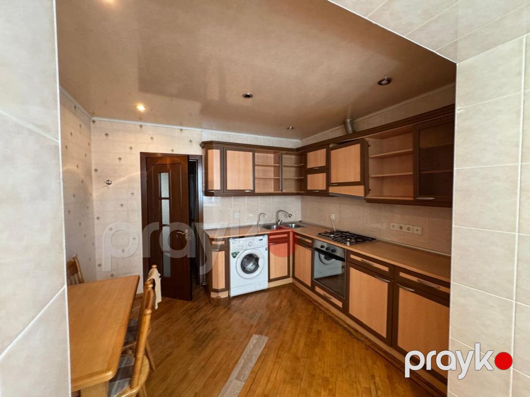 Satılır 4 otaqlı köhnə tikili 105 m² — Mənzil, Bakı (8)