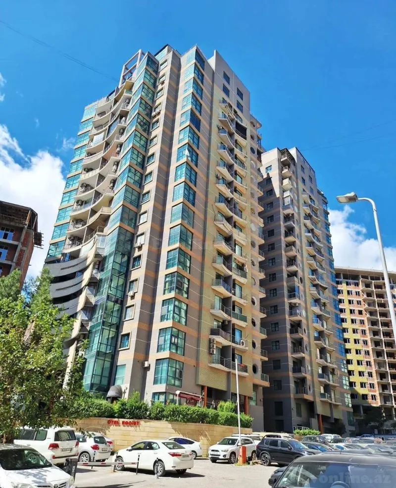 Satılır 4 otaqlı Mənzil Yeni tikili 205 m² Bakı, Nəsimi r., 28 May m — Bakı
