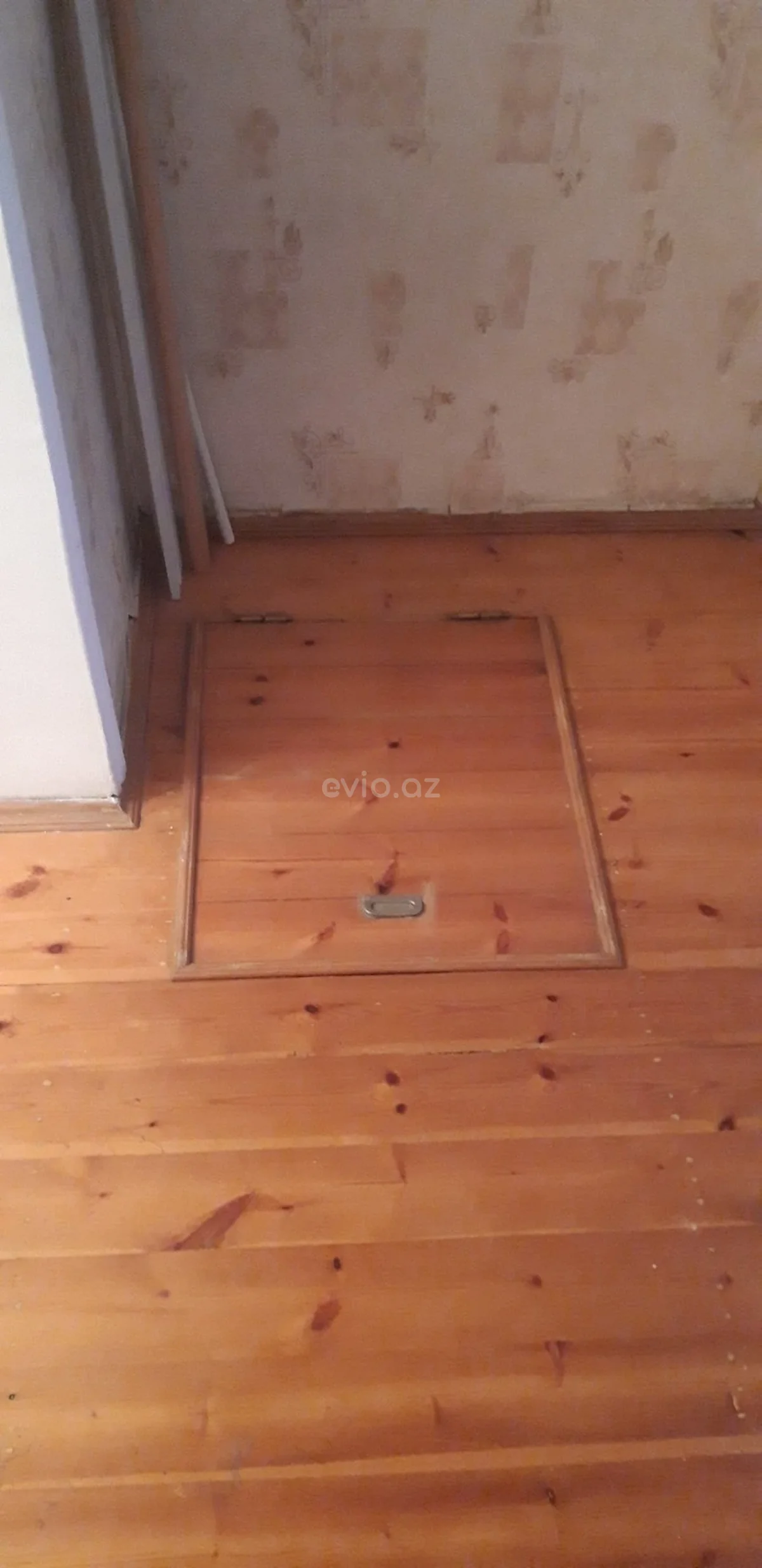 2 otaqlı orta təmirli mənzil satılır 1-ci mikrorayonda — Mənzil, Bakı (9)