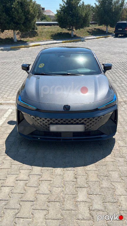 Changan Uni-V iDD, 1.5 L, 18.99 kWh, 2024 il, 30 000 km — Bakı