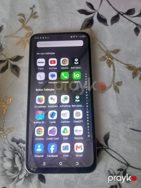Tecno Spark, rəng - Ağ, Qırıq — Bakı
