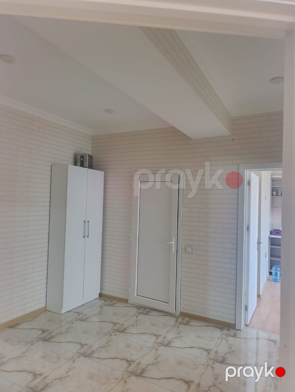 Kirayə verilir Xirdalanda Misir parkı ilə üzbəüz binada.18 mərtəbəli — Mənzil, Xırdalan (2)