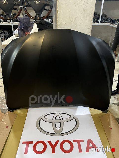 "Toyota Camry 2018-2021" kapotu — Bakı