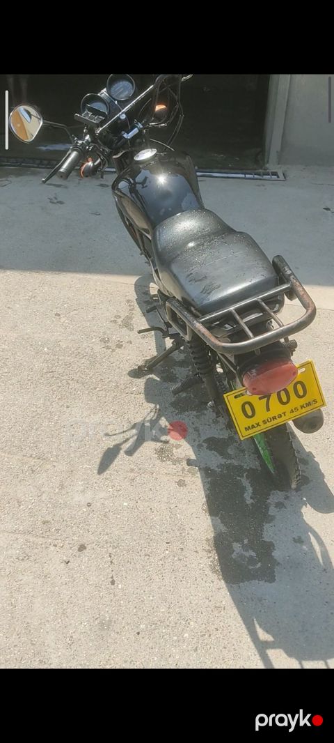 Şəhər içi yol və gündəlik istifadə üçün praktik motor-siklet — Digah