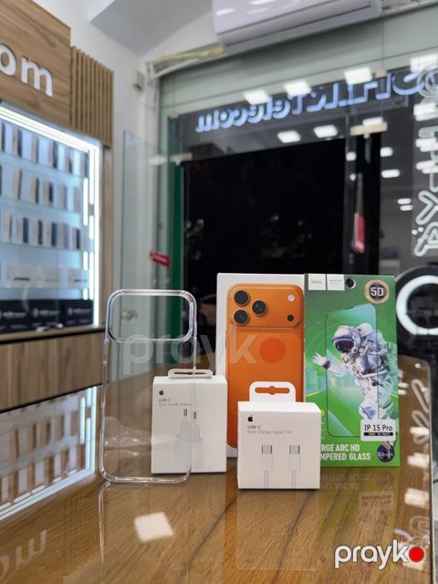 "Apple iPhone 17 Pro" aksesuarları — Bakı