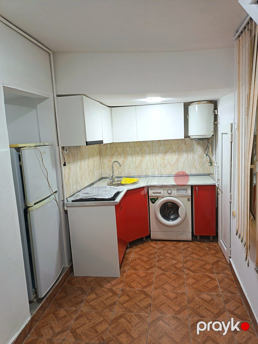 Satılır 1 otaqlı köhnə tikili 30 m² — Mənzil, Bakı (2)