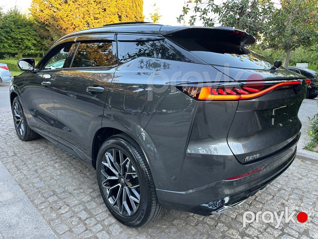 Changan Uni-Z, 1.5 L, 18.4 kWh, 2025 il, 5 015 km — Avtomobillər, Bakı (7)