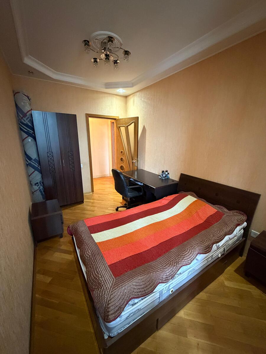 Satılır 4 otaqlı yeni tikili 186 m² — Mənzil, Bakı (8)