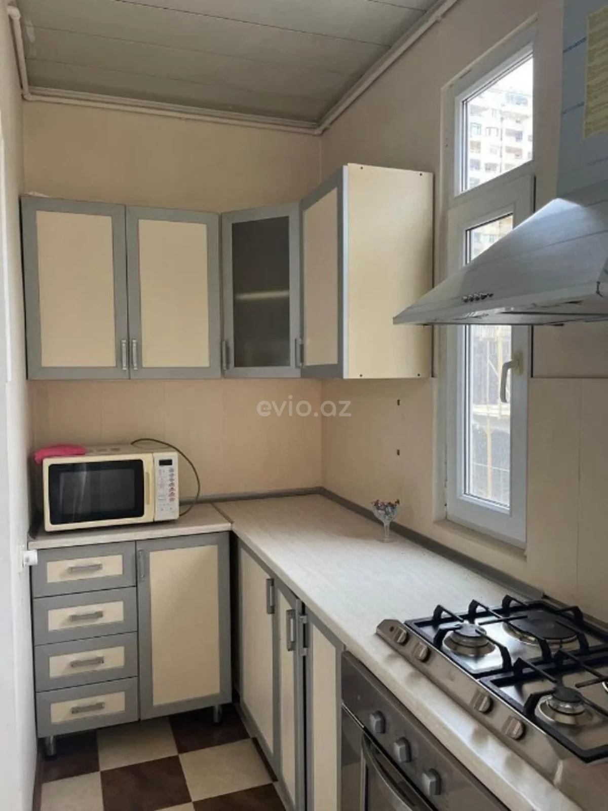 Kirayə 3 otaqlı mənzil Nizami metrosu yaxınlığında — Mənzil, Bakı (6)