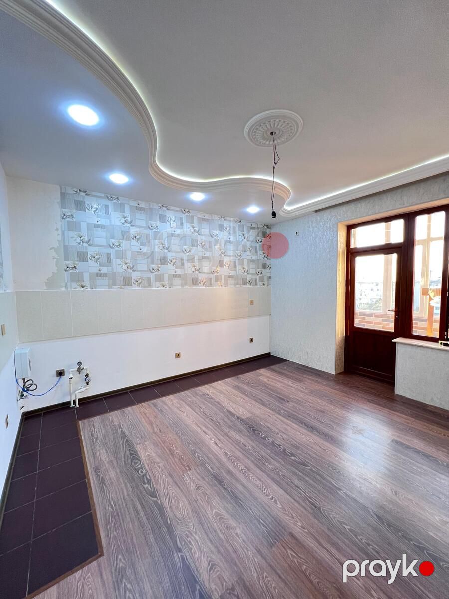 Satılır 4 otaqlı yeni tikili 169 m² — Mənzil, Bakı (12)