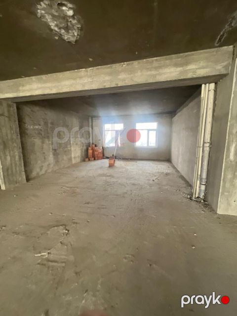 Satılır obyekt 472 m² — Bakı