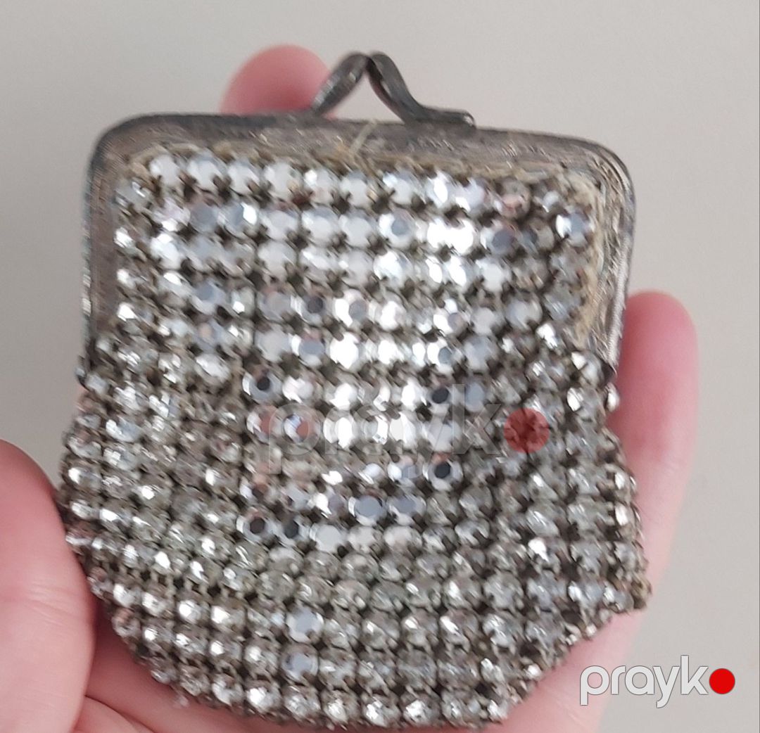 Qədimi pul qabı — Şəxsi əşyalar, Bakı (6)