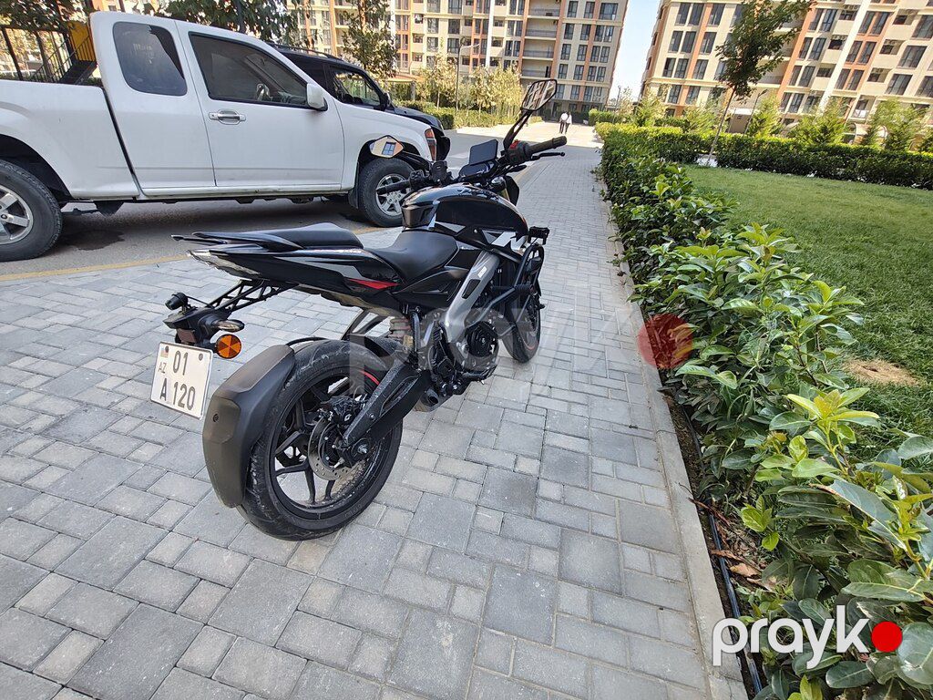 Bajaj Pulsar NS 400, 400 sm3, 2025 il, 20 000 km — Motosikletlər, Bakı (4)