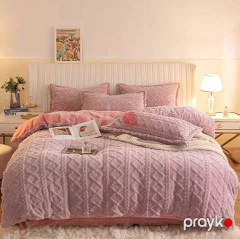 Yataq dəsti SDT050, yorğan üzü 200x230 sm, mələfə 230х250 sm, 2 əd yastıq üzü 50x70 sm, ikinəfərlik, velür, açıq çəhrayı — Bakı