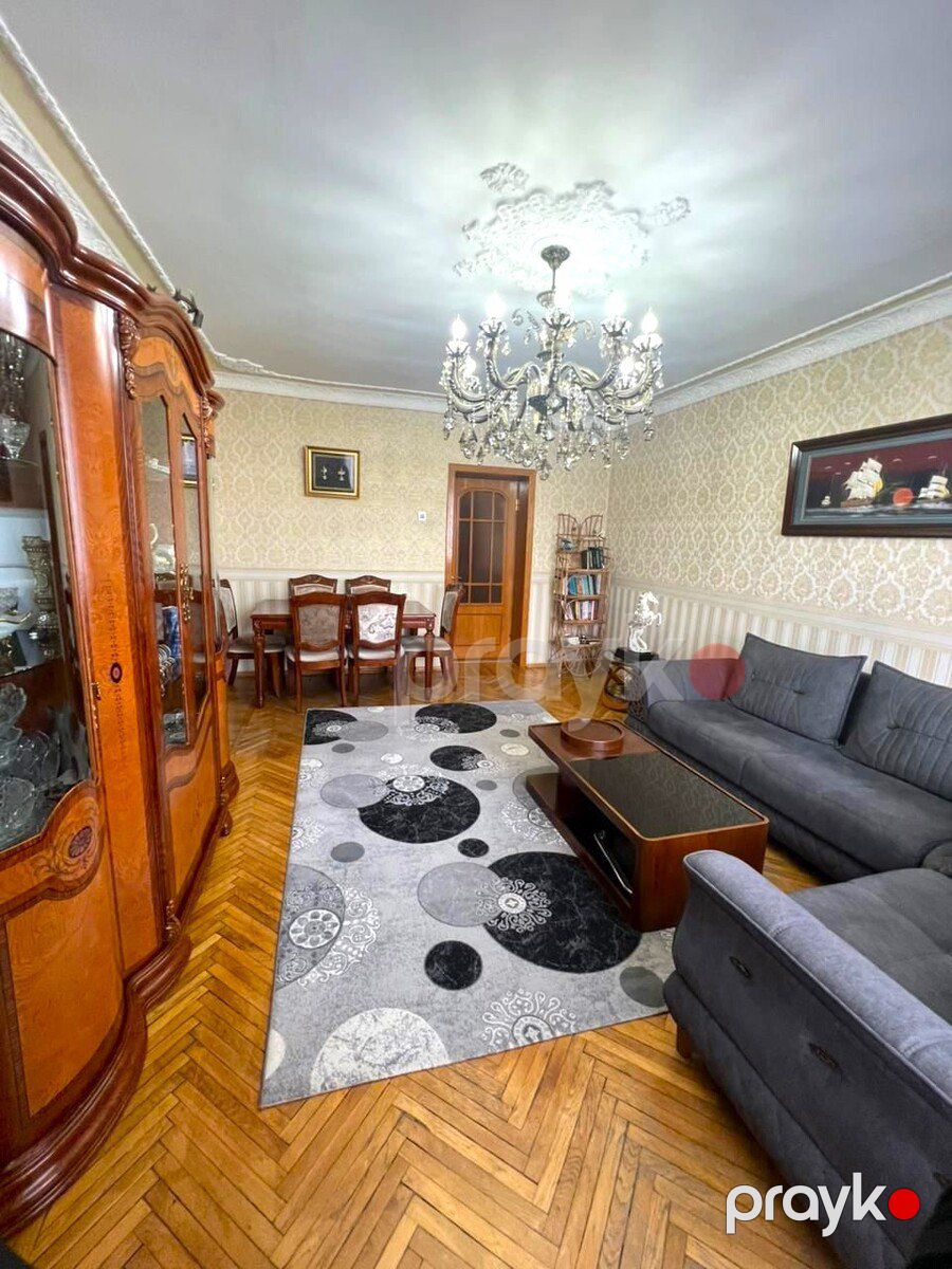 Satılır 4 otaqlı köhnə tikili 110 m² — Mənzil, Bakı (4)