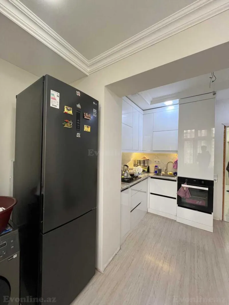 Kirayə verilir 3 otaqlı Mənzil Köhnə tikili 86 m² Bakı, Yasamal r., Yeni Yasamal — Mənzil, Bakı (6)