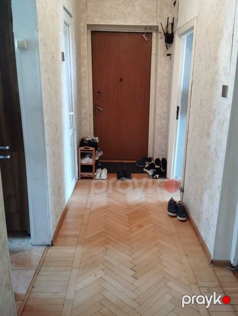 Satılır 3 otaqlı köhnə tikili 80 m² — Bakı