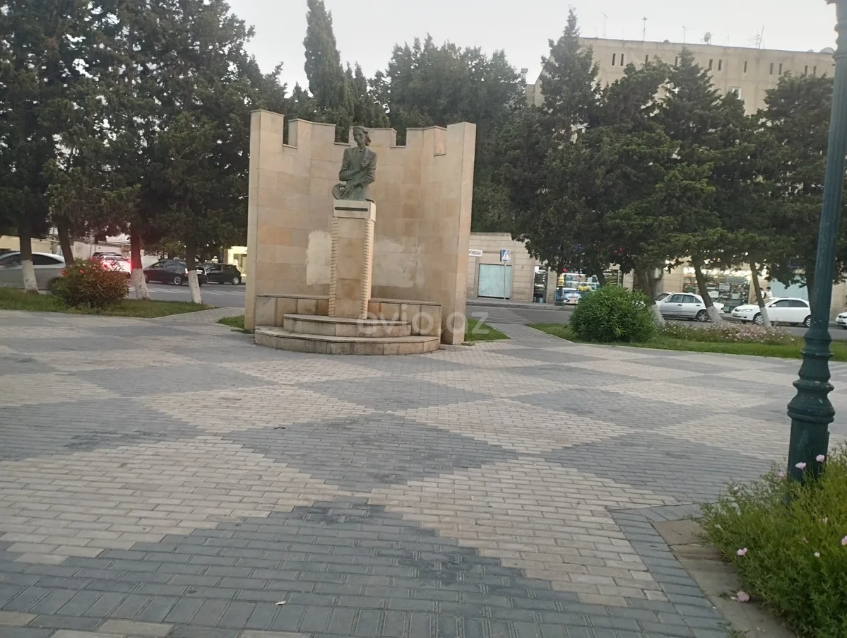 2 otaqlı orta təmirli mənzil satılır Əmircan qəsəbəsində — Mənzil, Bakı (10)
