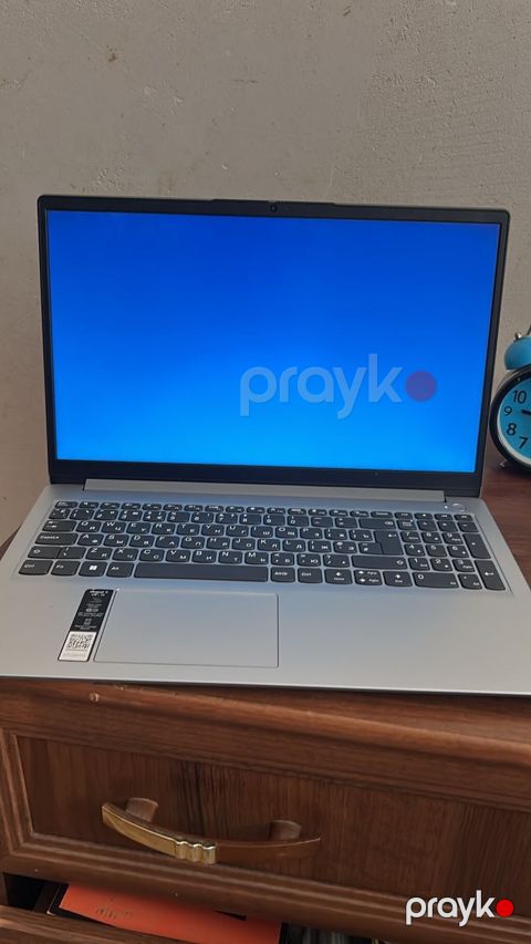 Lenovo noutbuk Xüsusiyyətlər: - Model: Lenovo (gümüşü/gri korpus — Saray