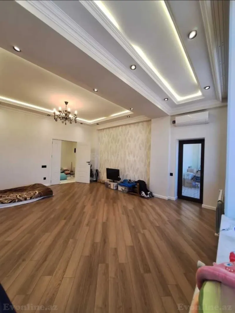 Satılır 4 otaqlı Mənzil Yeni tikili 143 m² Bakı, Xətai r., Əhmədli m — Bakı
