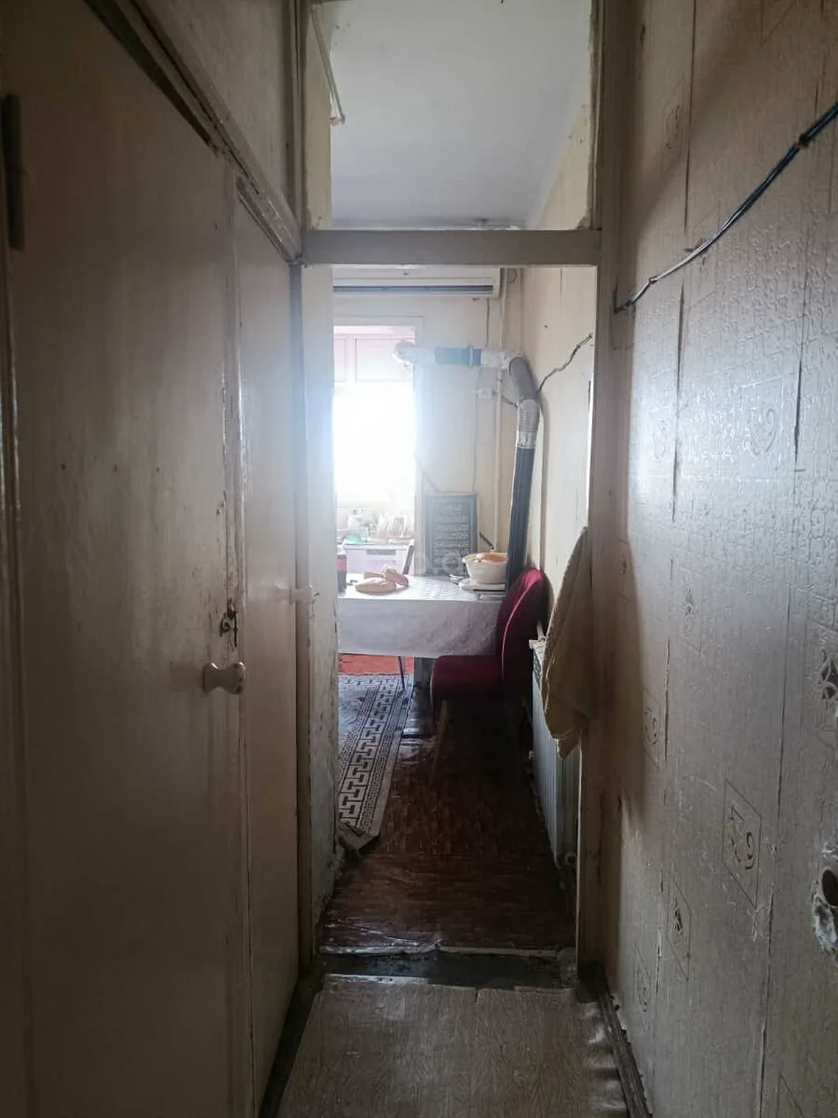 2 otaqlı orta təmirli mənzil satılır Köhnə Günəşli qəsəbəsində — Mənzil, Bakı (10)