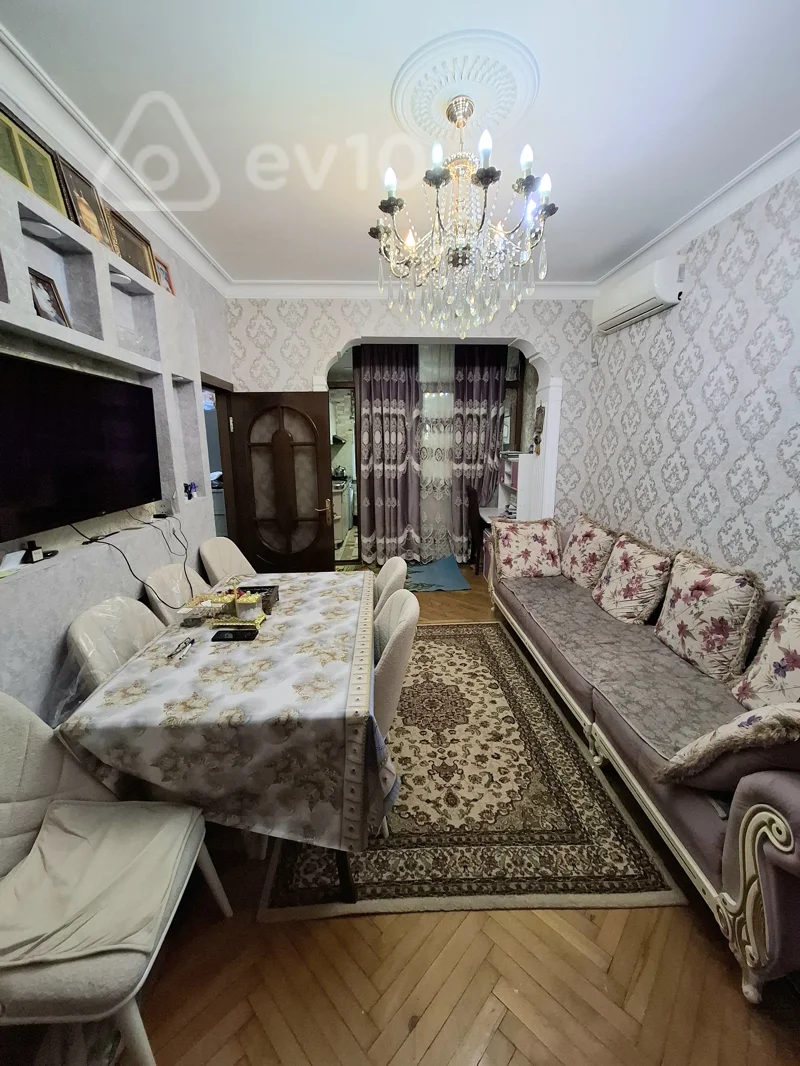 3 otaqlı mənzil, 70 m², Asif Məhərrəmov küc 22 — Bakı