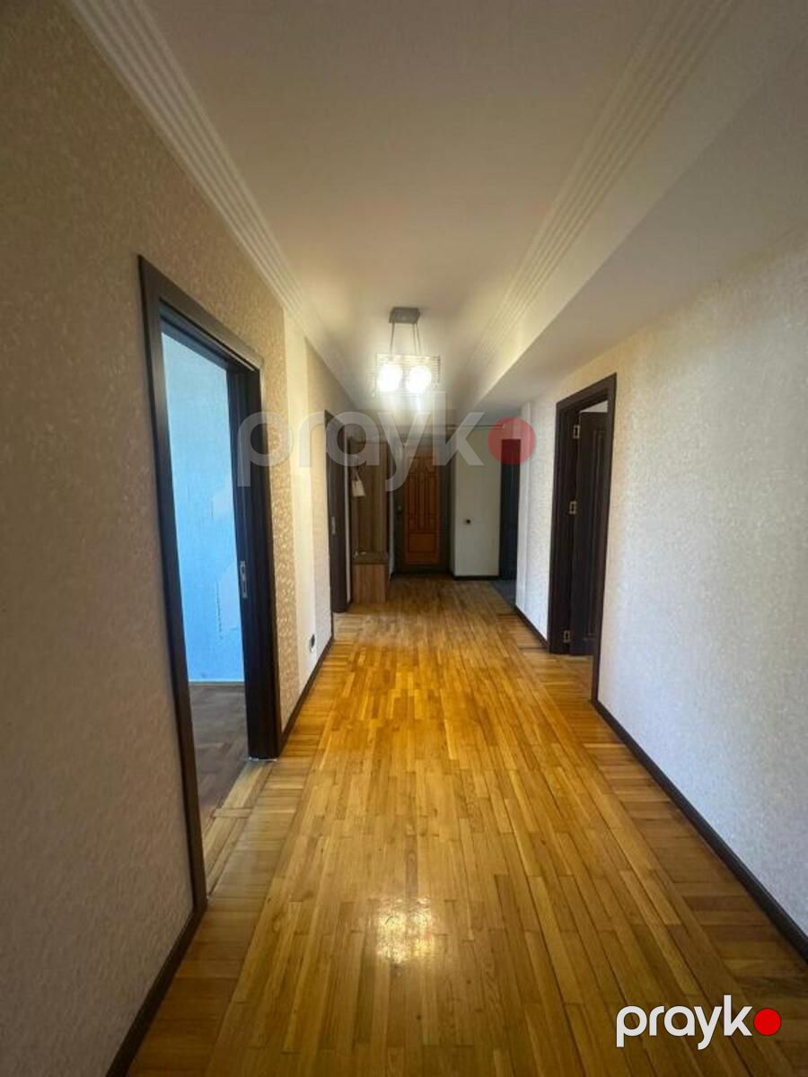 Satılır 5 otaqlı köhnə tikili 180 m² — Mənzil, Bakı (12)