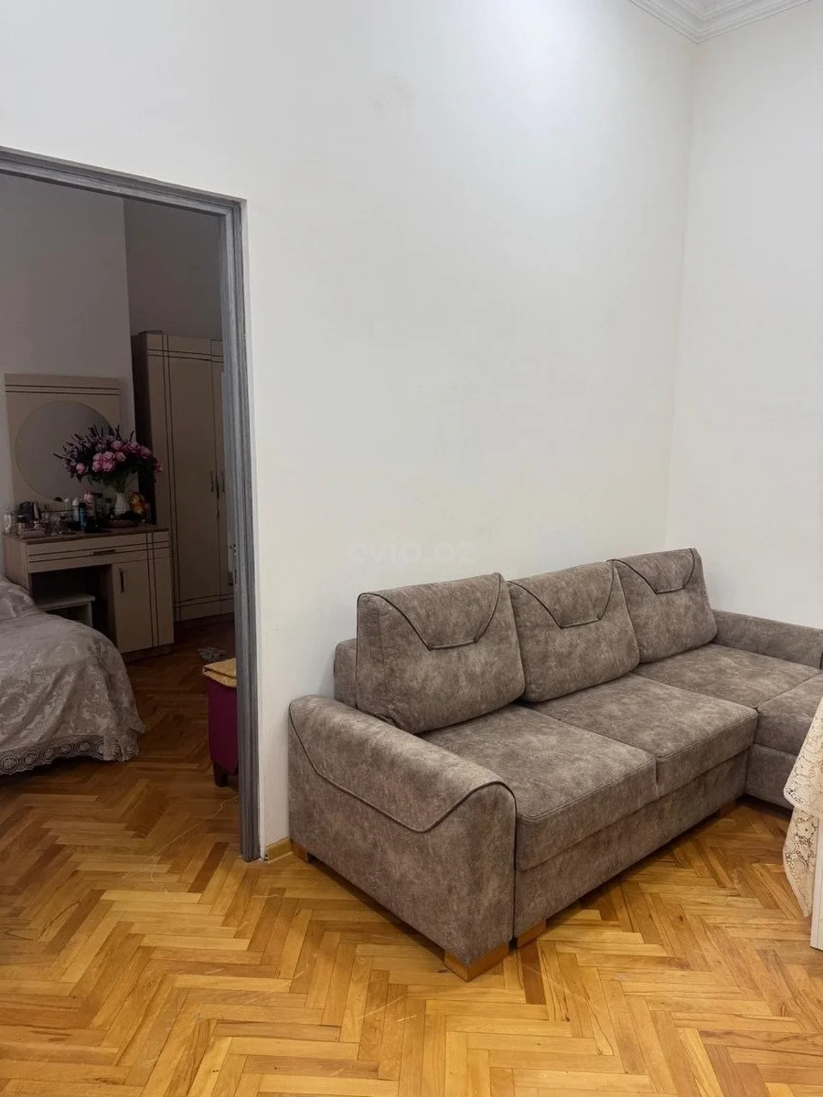 Kirayə 4 otaqlı mənzil 28 May metrosu yaxınlığında — Mənzil, Bakı (4)
