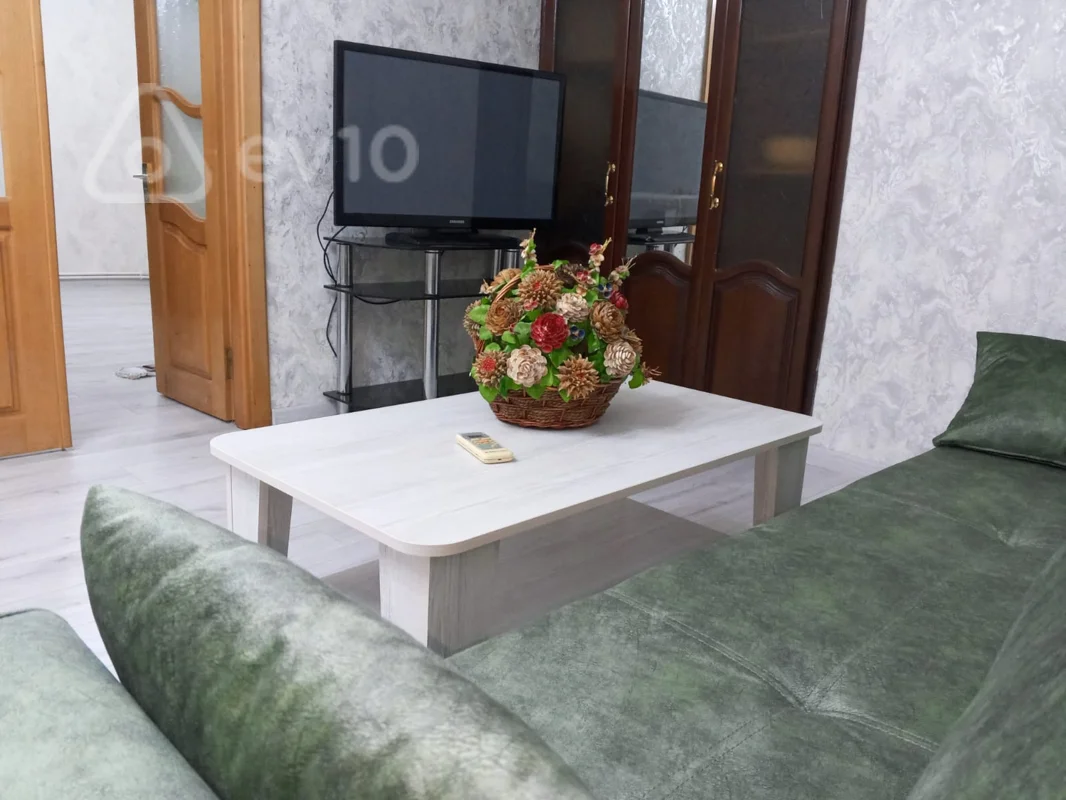 2 otaqlı mənzil, 60 m², Azerbaycan. İcheri sheher. Axundov bağ — kirayə — Sevinc