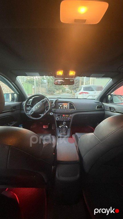 Hyundai Elantra, 1.6 L, 2017 il, 168 981 km — Avtomobillər, Bakı (10)