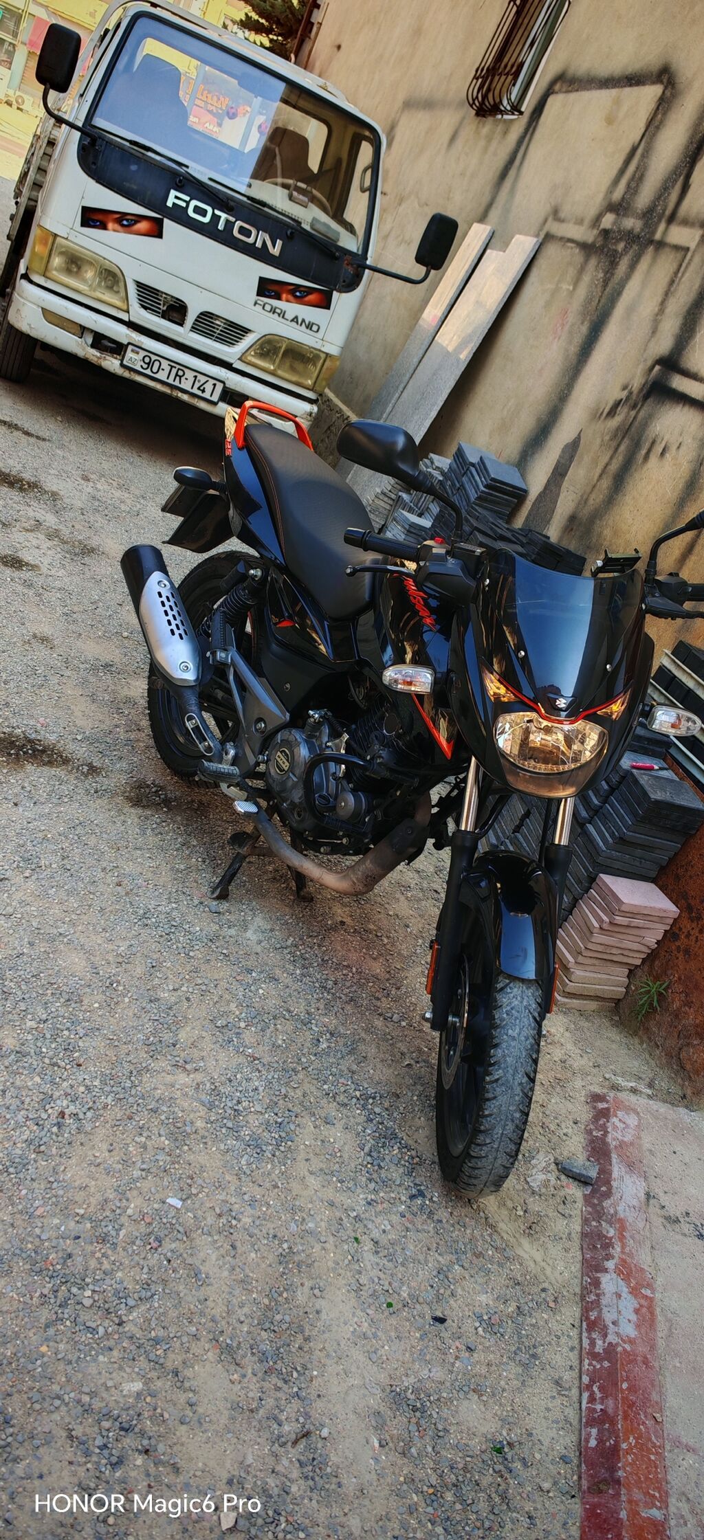 Bajaj 120 sm3 — Motosikletlər, Saray (4)