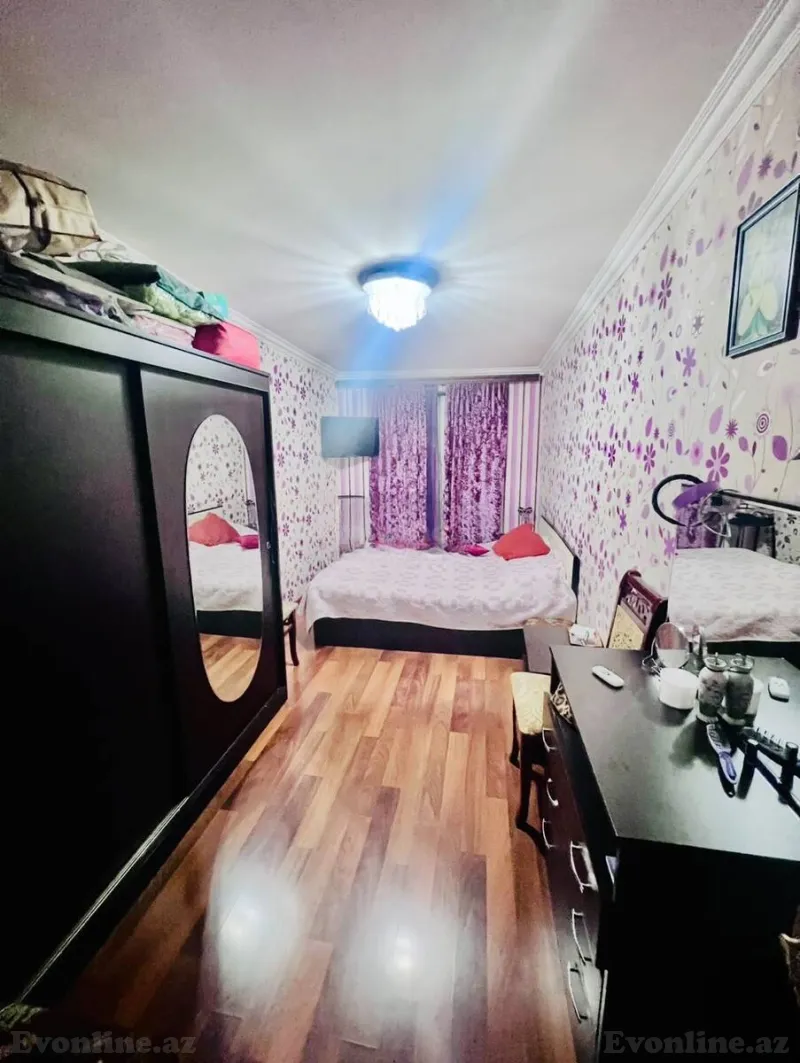 Satılır 3 otaqlı Mənzil Köhnə tikili 75 m² Bakı, Yasamal r., İnşaatçılar m — Mənzil, Bakı (4)