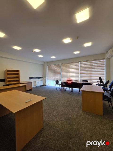 İcarəyə verilir obyekt 260 m² — Bakı