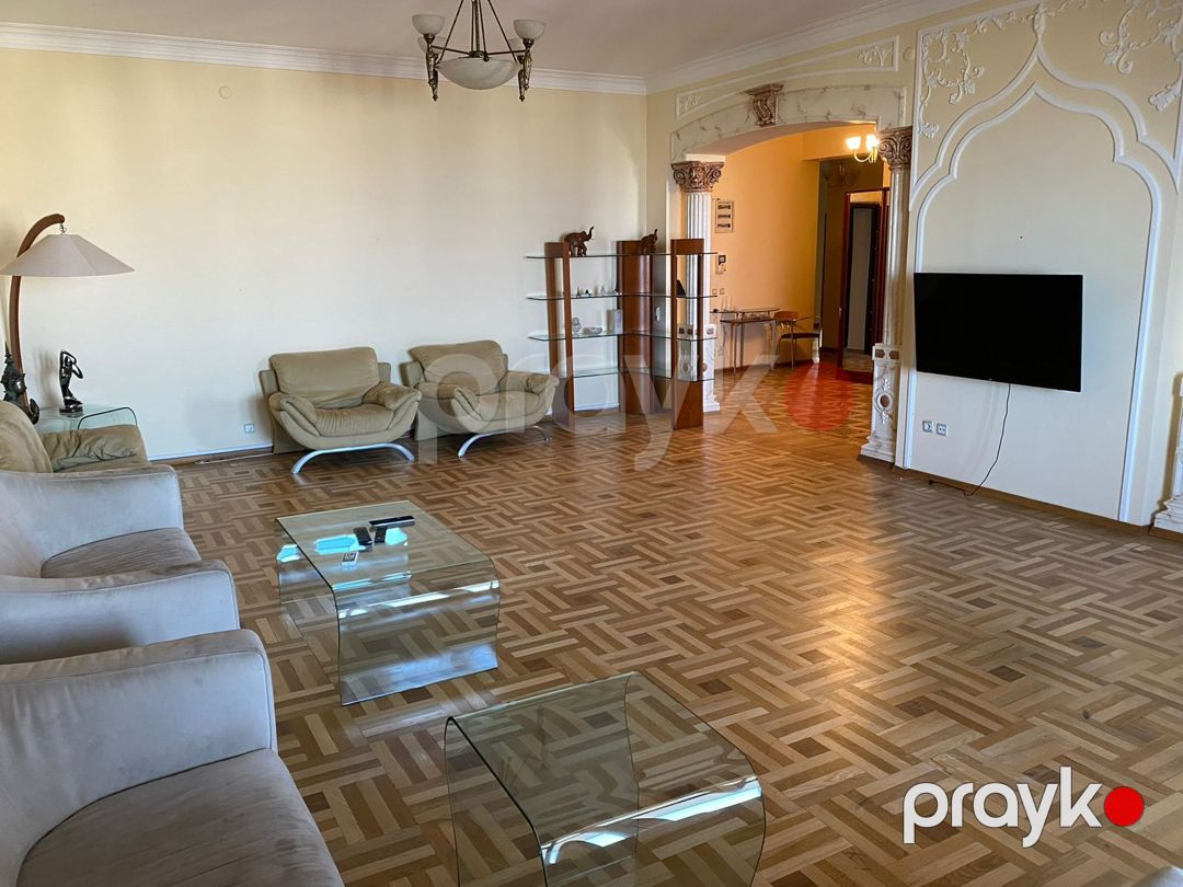 İcarəyə verilir 7 otaqlı yeni tikili 300 m² — Mənzil, Bakı (2)