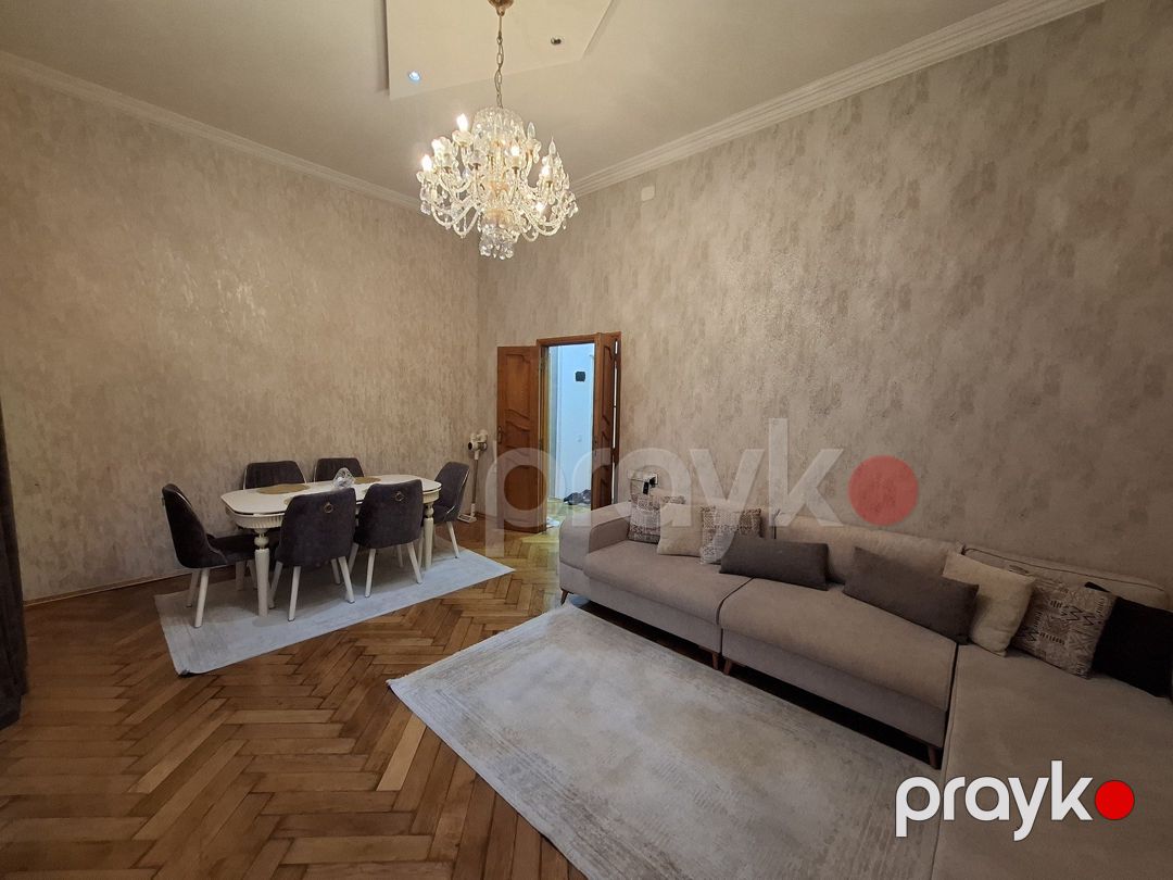 Satılır 3 otaqlı köhnə tikili 130 m² — Mənzil, Bakı (2)