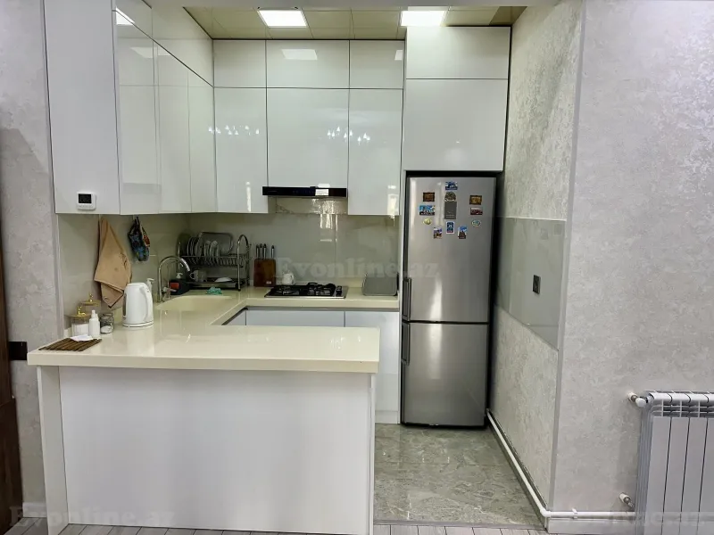 Satılır 3 otaqlı Mənzil Yeni tikili 75 m² Bakı, Nizami r., Qara Qarayev m — Mənzil, Bakı (3)