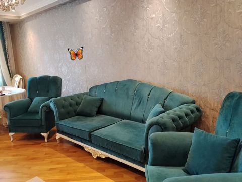 İşlənmiş, Divan, 2 kreslo — Vasiteci Sekine Xanim — Yumşaq mebel dəstləri