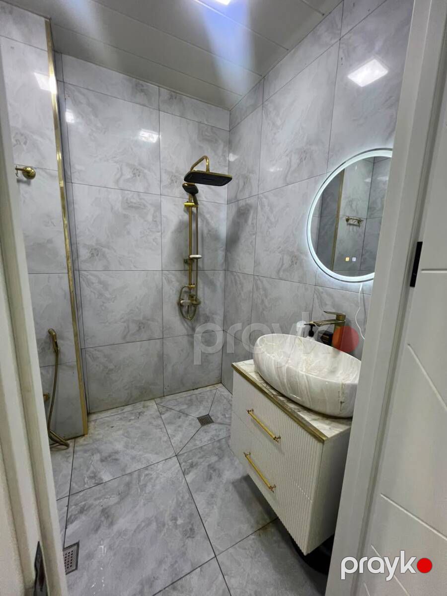 Satılır 2 otaqlı köhnə tikili 65 m² — Mənzil, Bakı (11)