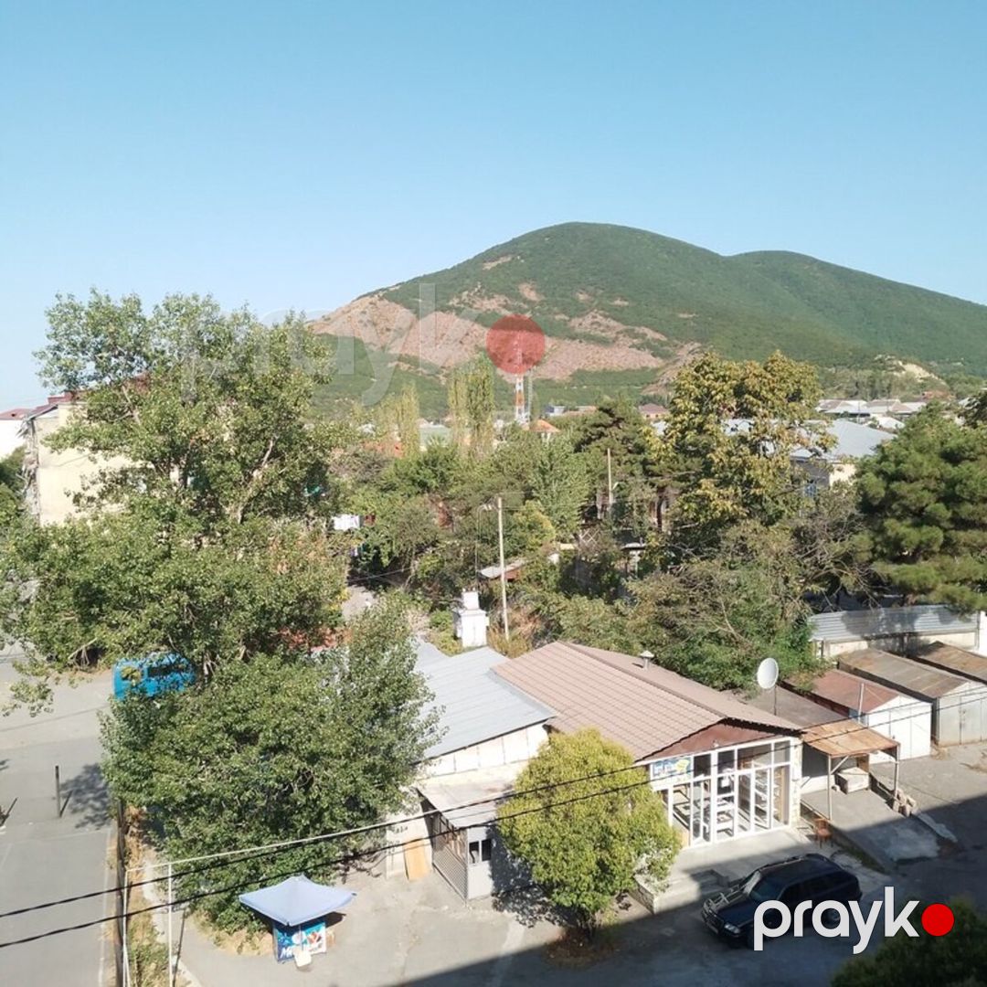Satılır 4 otaqlı köhnə tikili 86 m² — Mənzil, Şəki (12)