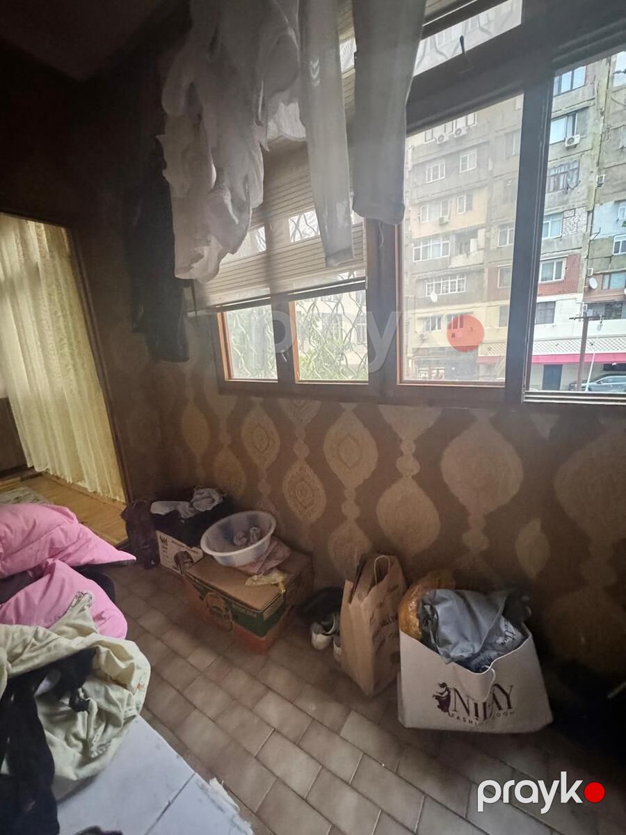 Satılır 2 otaqlı köhnə tikili 65 m² — Mənzil, Bakı (8)